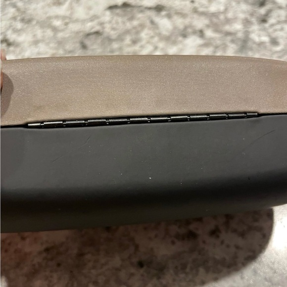 Harley-Davidson Hard shell glasses/sunglasses case - Picture 5 of 5